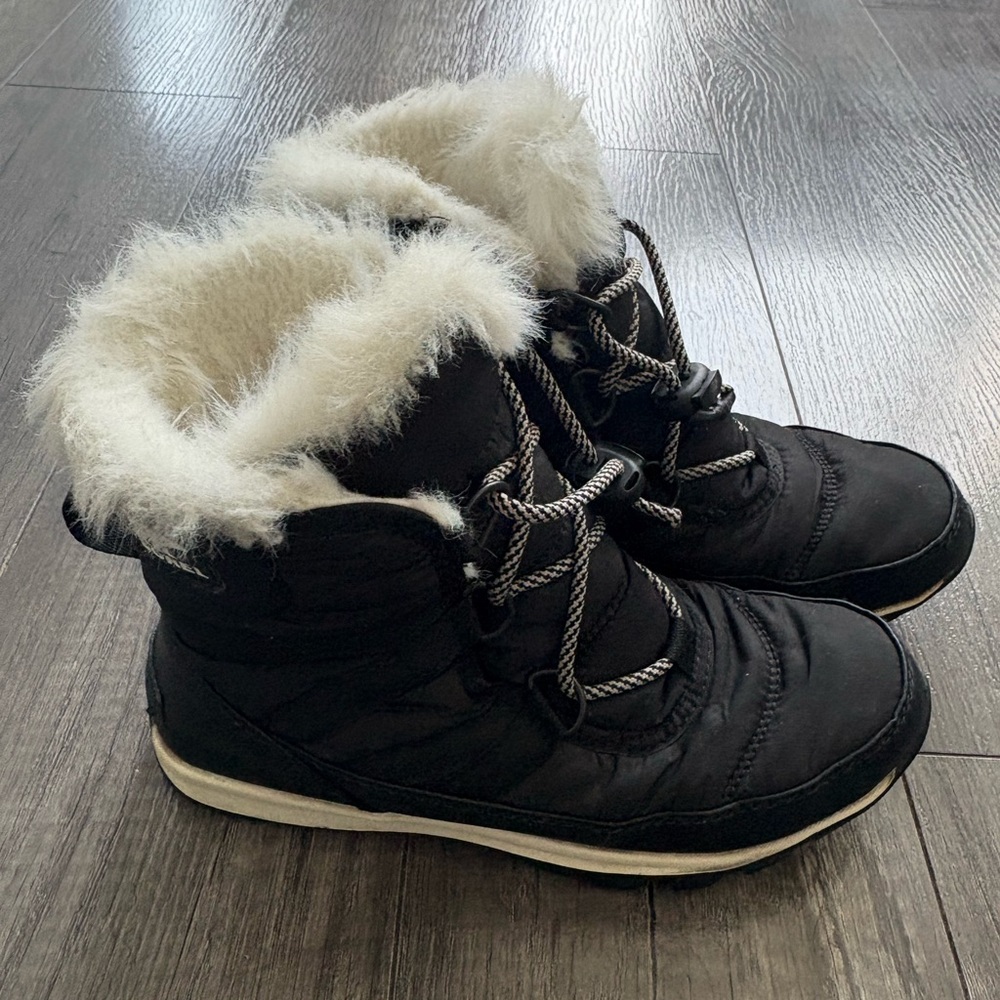 Sorel Kids Black and White Boots - Picture 1 of 3